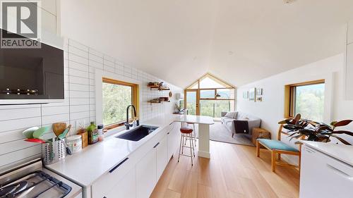 2715 3B Highway, Rossland, BC 