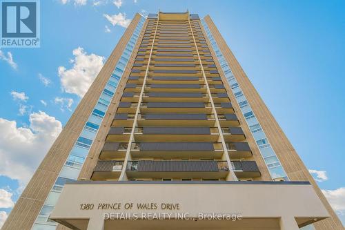 803 - 1380 PRINCE OF WALES DRIVE  Ottawa, ON K2C 3N5