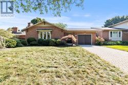 704 VINE STREET  St. Catharines (Lakeshore), ON L2M 7L7