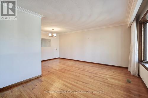 1320 Northmount Avenue, Mississauga, ON - Indoor Photo Showing Other Room