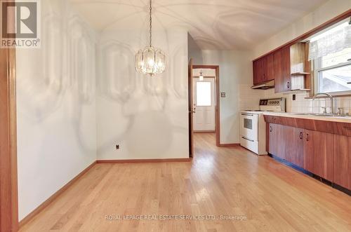 1320 Northmount Avenue, Mississauga, ON - Indoor Photo Showing Kitchen