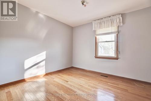1320 Northmount Avenue, Mississauga, ON - Indoor Photo Showing Other Room