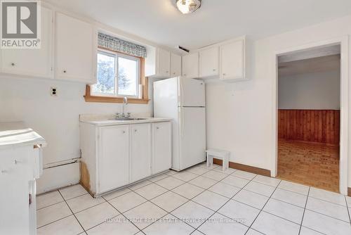 1320 Northmount Avenue, Mississauga, ON - Indoor