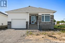 1070 TURNER DRIVE  Brockville, ON K6V 0G8