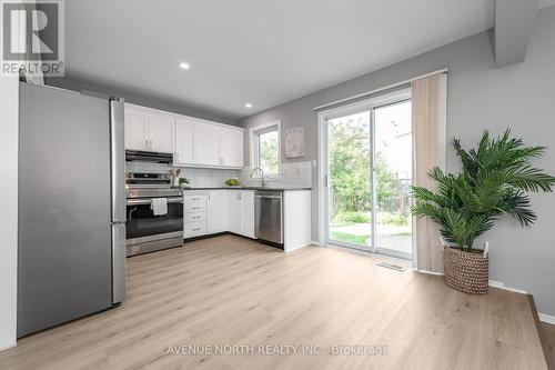 2 Chickasaw Crescent, Ottawa, ON - Indoor Photo Showing Kitchen With Stainless Steel Kitchen