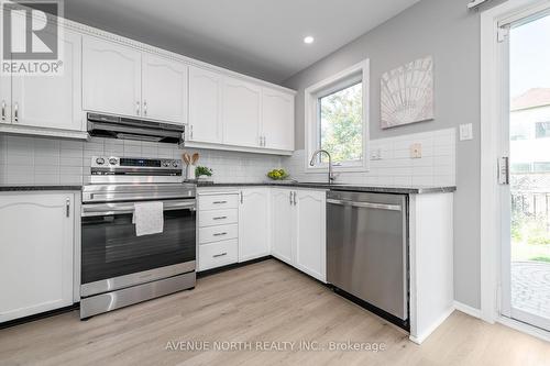 2 Chickasaw Crescent, Ottawa, ON - Indoor Photo Showing Kitchen With Stainless Steel Kitchen