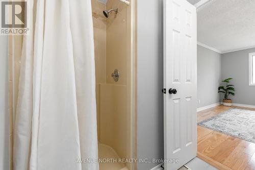 2 Chickasaw Crescent, Ottawa, ON - Indoor