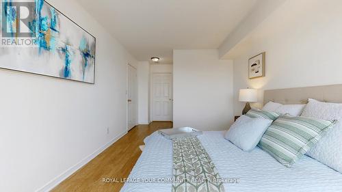 1005 - 185 Oneida Crescent, Richmond Hill, ON - Indoor Photo Showing Bedroom