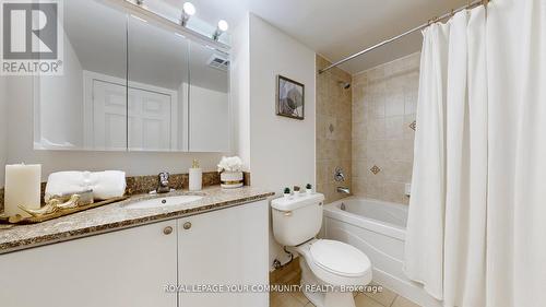 1005 - 185 Oneida Crescent, Richmond Hill, ON - Indoor Photo Showing Bathroom