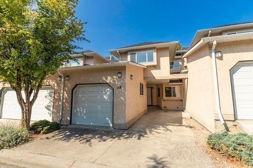 18-313 Whitman Road, Kelowna, BC - Outdoor
