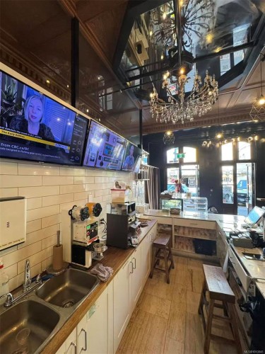 110-759 Yates St, Victoria, BC 