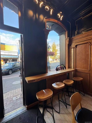 110-759 Yates St, Victoria, BC 