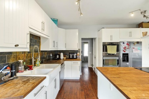 2968-2972 Kingsway Ave, Port Alberni, BC 