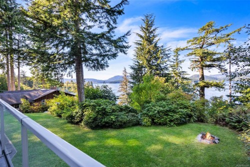 5898 Race Point Rd, Campbell River, BC 