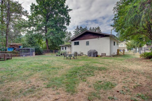 115 Boundary Rd, Lake Cowichan, BC 