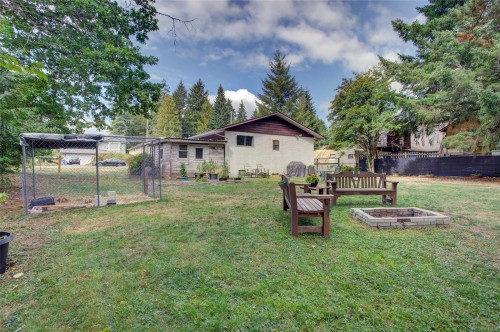 115 Boundary Rd, Lake Cowichan, BC 