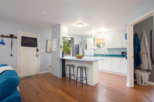 115 Boundary Rd, Lake Cowichan, BC 