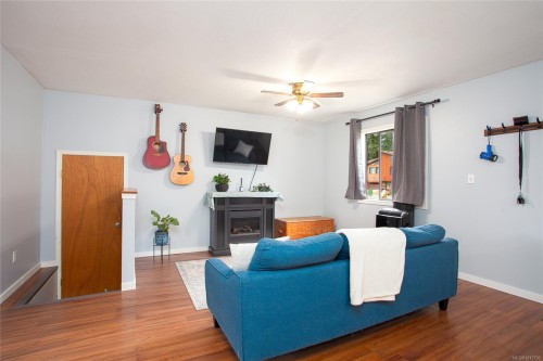 115 Boundary Rd, Lake Cowichan, BC 