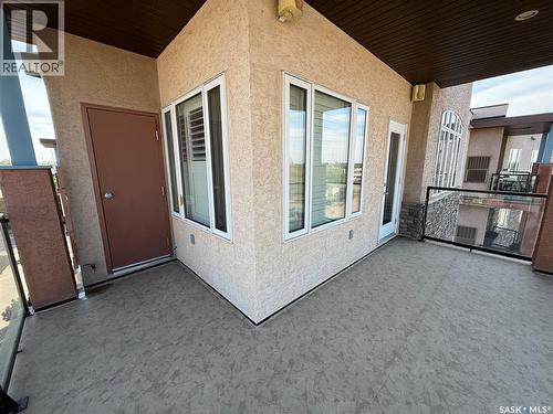 405 75 Souris Avenue, Weyburn, SK - Outdoor With Balcony With Exterior