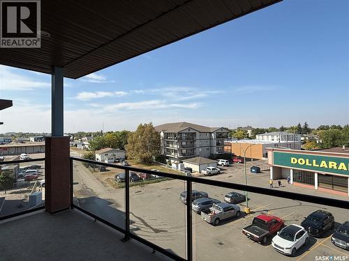 405 75 Souris Avenue, Weyburn, SK - Outdoor With Balcony With View