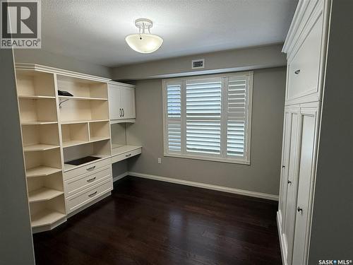 405 75 Souris Avenue, Weyburn, SK - Indoor