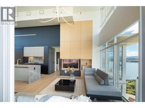 1075 Sunset Drive Unit# Ph1, Kelowna, BC - Indoor