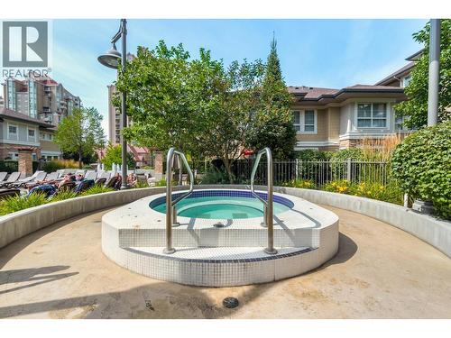 1075 Sunset Drive Unit# Ph1, Kelowna, BC - Outdoor With In Ground Pool