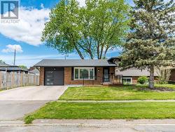 38 MARTHA COURT  Welland, ON L3C 4N2