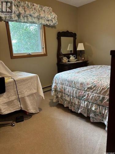 Harris Horse Ranch, Harris Rm No. 316, SK - Indoor Photo Showing Bedroom
