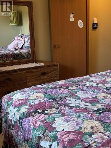 Harris Horse Ranch, Harris Rm No. 316, SK - Indoor Photo Showing Bedroom