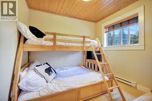 1211 Apex Mountain Road Unit# 1, Penticton, BC - Indoor Photo Showing Bedroom