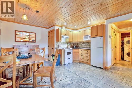 1211 Apex Mountain Road Unit# 1, Penticton, BC - Indoor Photo Showing Kitchen