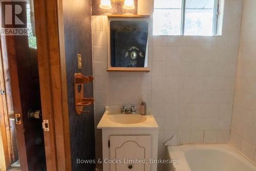 7 Old Hastings Road, Hastings Highlands (Wicklow Ward), ON 