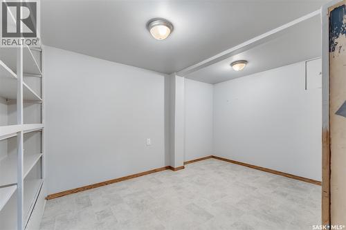 440 Hochelaga Street W, Moose Jaw, SK - Indoor Photo Showing Other Room
