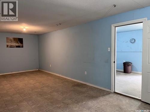 440 Hochelaga Street W, Moose Jaw, SK - Indoor Photo Showing Other Room