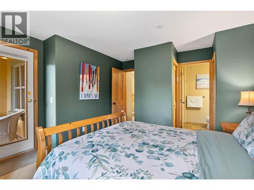 6005 Valley Drive Unit# 68, Sun Peaks, BC - Indoor Photo Showing Bedroom