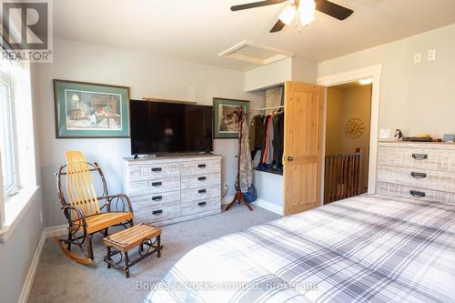 18 - 1579 Anstruther Lake Road, North Kawartha, ON - Indoor Photo Showing Bedroom