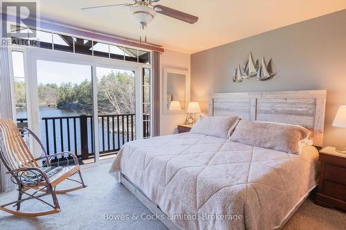 18 - 1579 Anstruther Lake Road, North Kawartha, ON - Indoor Photo Showing Bedroom