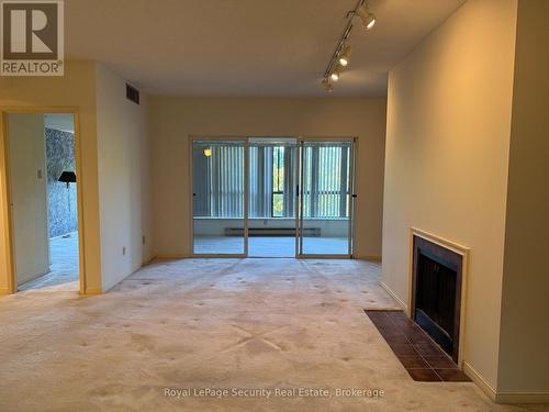 10 - 20 Glebe Road W, Toronto, ON - Indoor Photo Showing Other Room