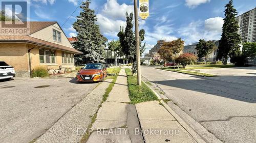 74 Queen Street N, Kitchener, ON 