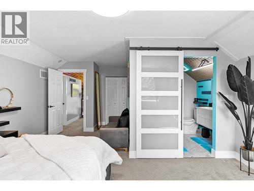 3341 Broadview Road, West Kelowna, BC - Indoor Photo Showing Bedroom