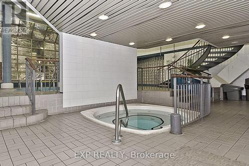 707 - 25 Fairview Road W, Mississauga, ON -  Photo Showing Other Room