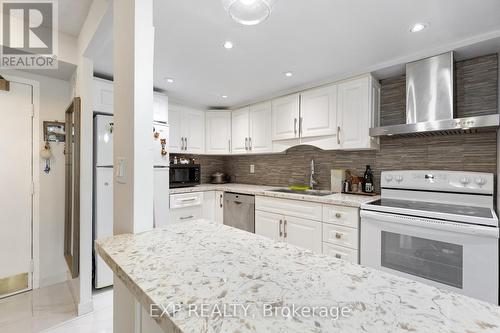 707 - 25 Fairview Road W, Mississauga, ON - Indoor Photo Showing Kitchen