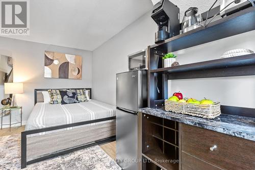 146-160 Osgoode Street, Ottawa, ON - Indoor Photo Showing Bedroom