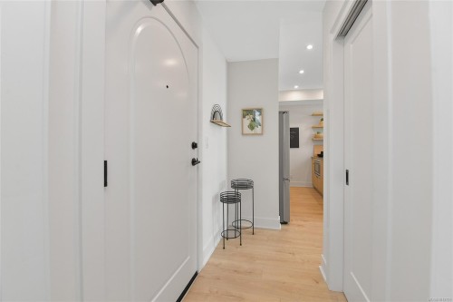 207-1114 Samar Cres, Langford, BC - Indoor Photo Showing Other Room