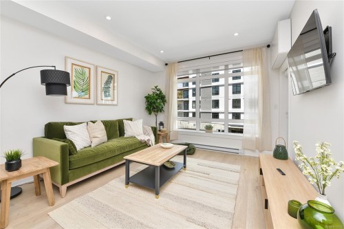 207-1114 Samar Cres, Langford, BC - Indoor Photo Showing Living Room