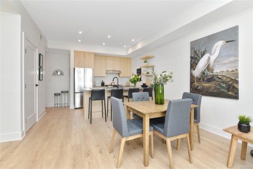 207-1114 Samar Cres, Langford, BC - Indoor Photo Showing Dining Room