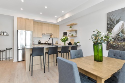 207-1114 Samar Cres, Langford, BC - Indoor