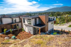 101-1220 Manzanita Pl  Nanaimo, BC V9T 0L7