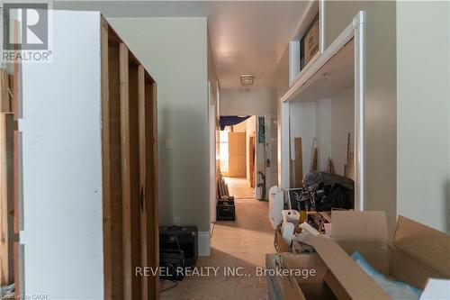 166-168 Macnab Street N, Hamilton, ON - Indoor Photo Showing Other Room